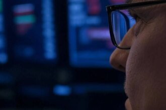 Governo Lula endurece controle de fintechs contra o crime 7 fintechs-dolar-em-alta-histeria-do-mercado-financeiro-e-fruto-da-miopia-o-que-estamos-presenciando-e-apenas-mais-um-faniquito-da-faria-lima-diz-oreiro-foto-grok-tvt-news