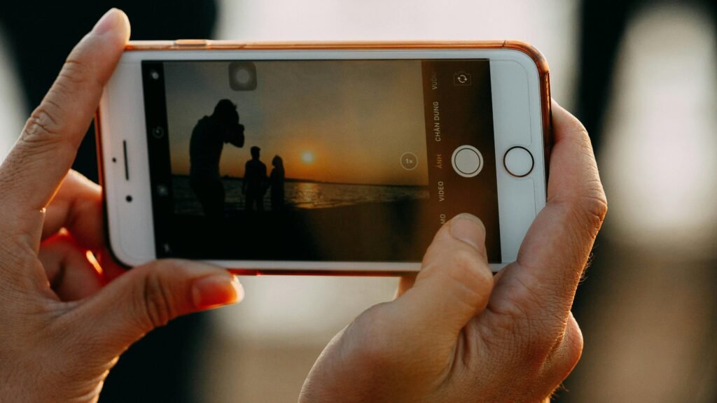 deputado-do-pt-pede-investigacao-de-influenciador-acusado-de-exploracao-sexual-infantil-o-pedido-inclui-tambem-a-apuracao-de-outros-influenciadores-que-possam-estar-envolvidos-na-exploracao-sexual-de-criancas-e-adolescentes-em-ambientes-digitais-foto-pexels-tvt-news