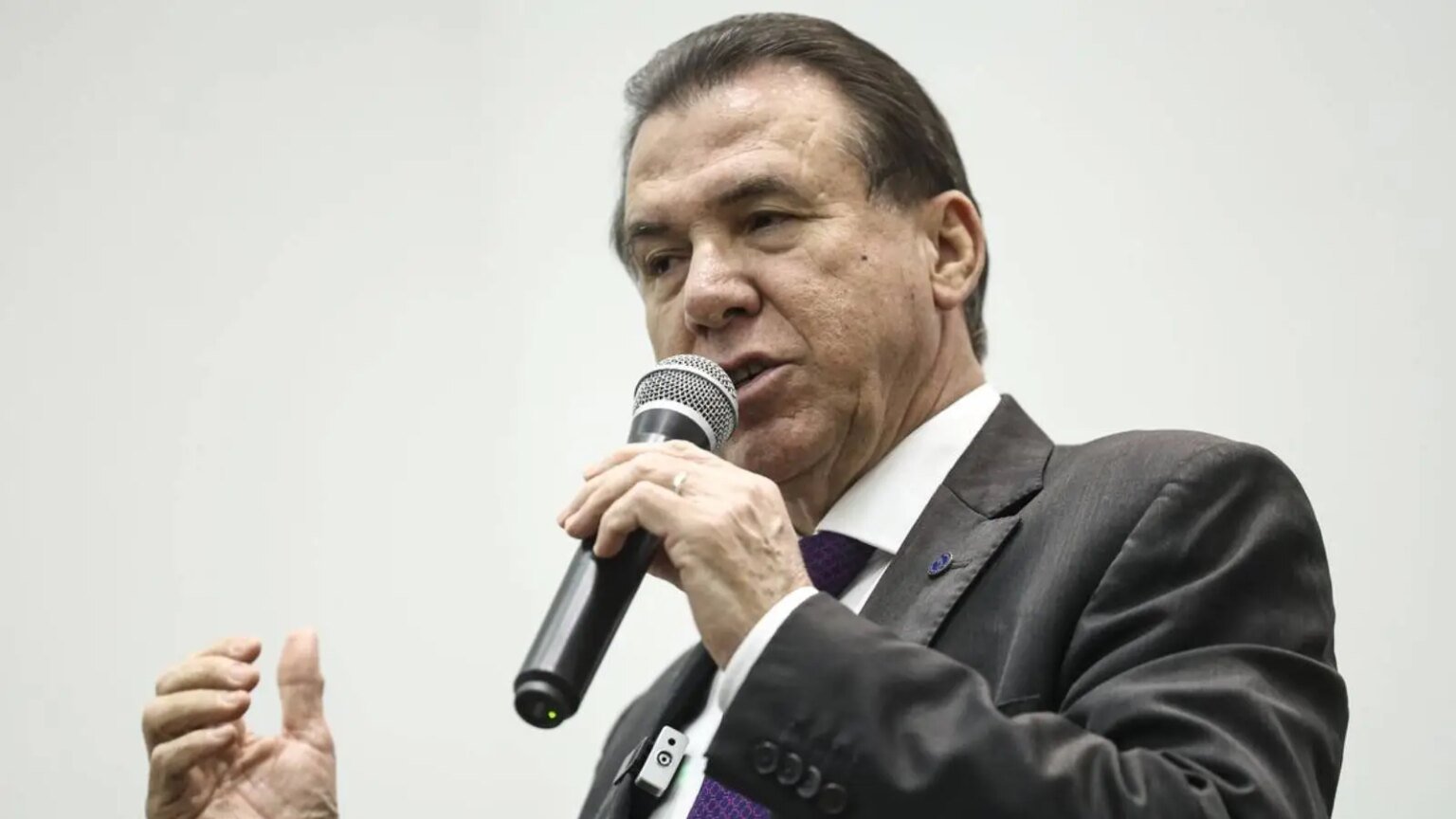 Juros alto preocupa mais que tarifaco diz Luiz Marinho.jpg