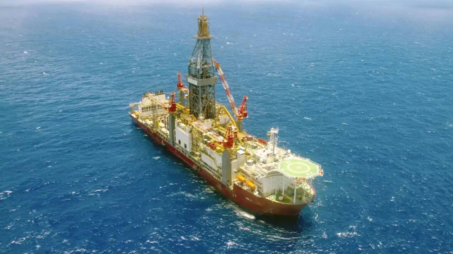 sonda-da-petrobras-chega-a-margem-equatorial-para-simulacao-do-ibama-ns-42-e-um-dos-equipamentos-utilizados-na-avaliacao-pre-operacional-apo-foto-cezar-fernandes-tvt-news