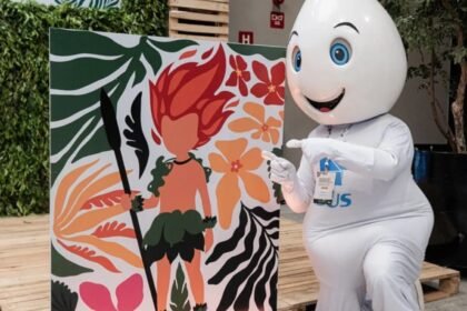 curupira-ze-gotinha:-brasil-levara-sus-para-cop30-o-curupira-lenda-do-folclore-brasileiro-e-o-mascote-da-cop30-foto-rafael-medelima-cop30-tvt-news