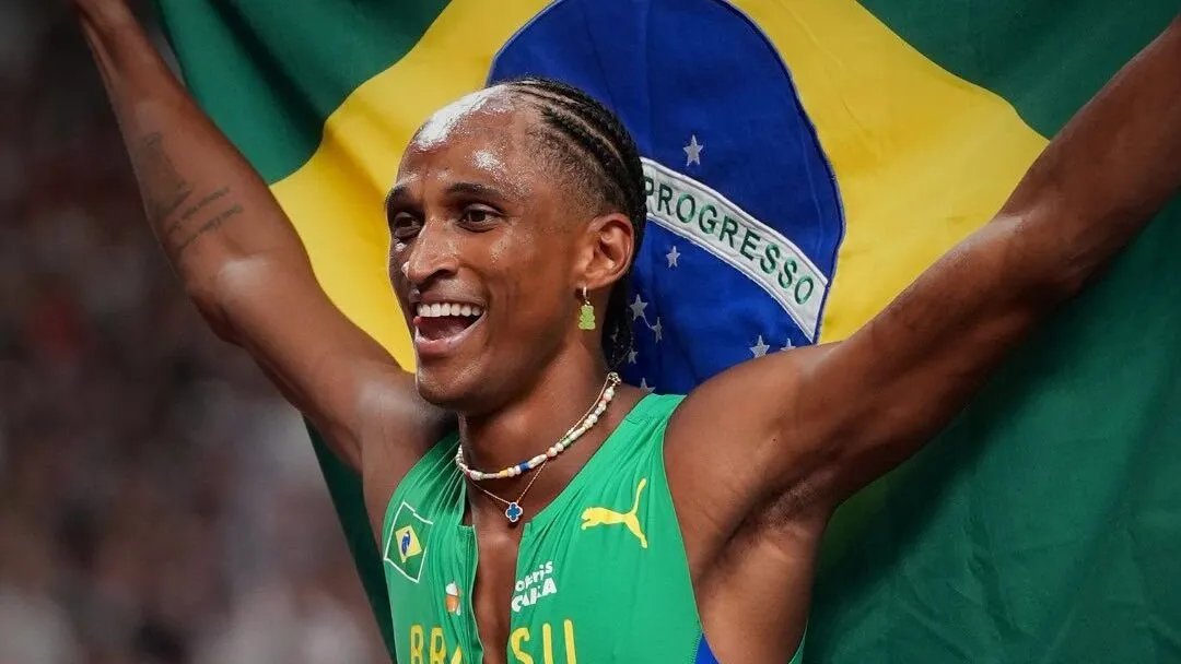 Alison dos Santos conquista a prata no Mundial de 2025.jpg