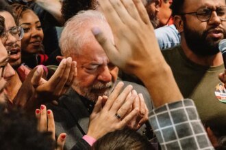 Apocalipse nos Tropicos e nova aposta do Brasil para o.jpg