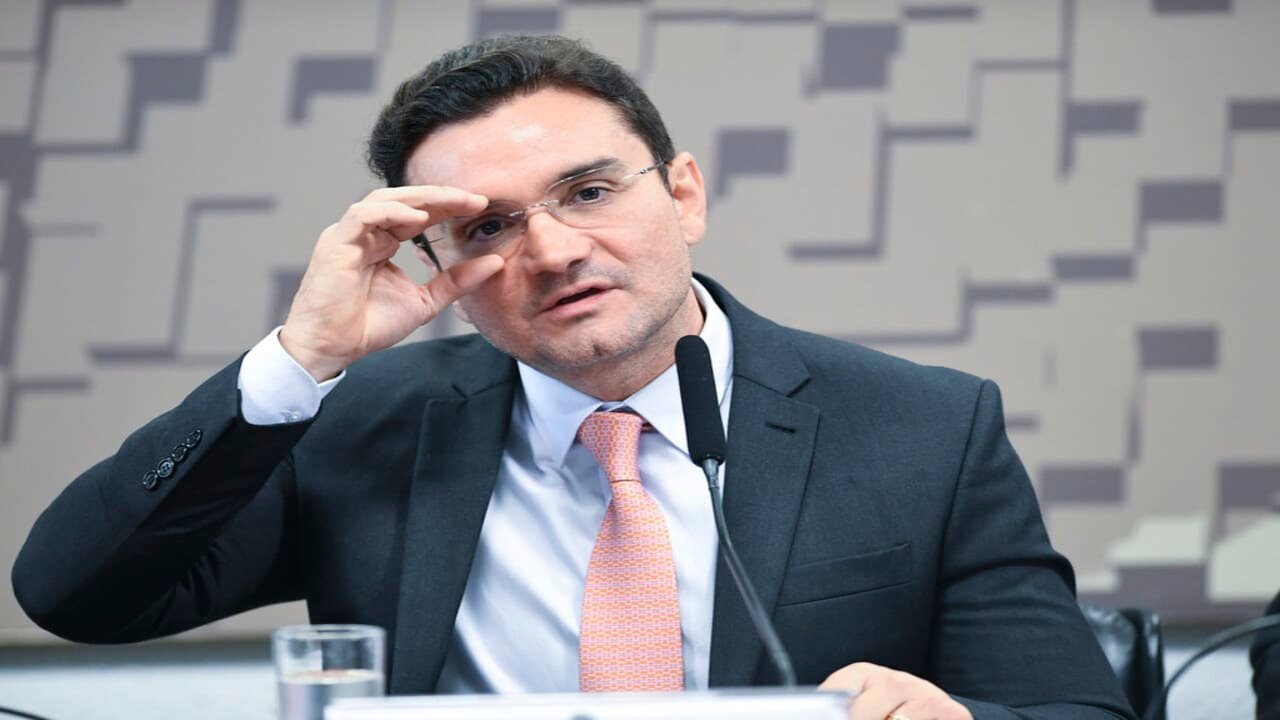 Celso Sabino anuncia que vai deixar o Ministerio do Turismo.jpg