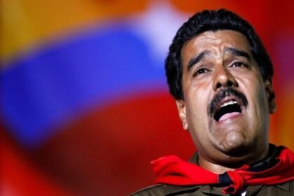 Senador dos EUA afirma que dias de Maduro estão contados e que ele deveria fugir para a Rússia 6 Cuba descarta ajudar Maduro com envio de tropas.jpg