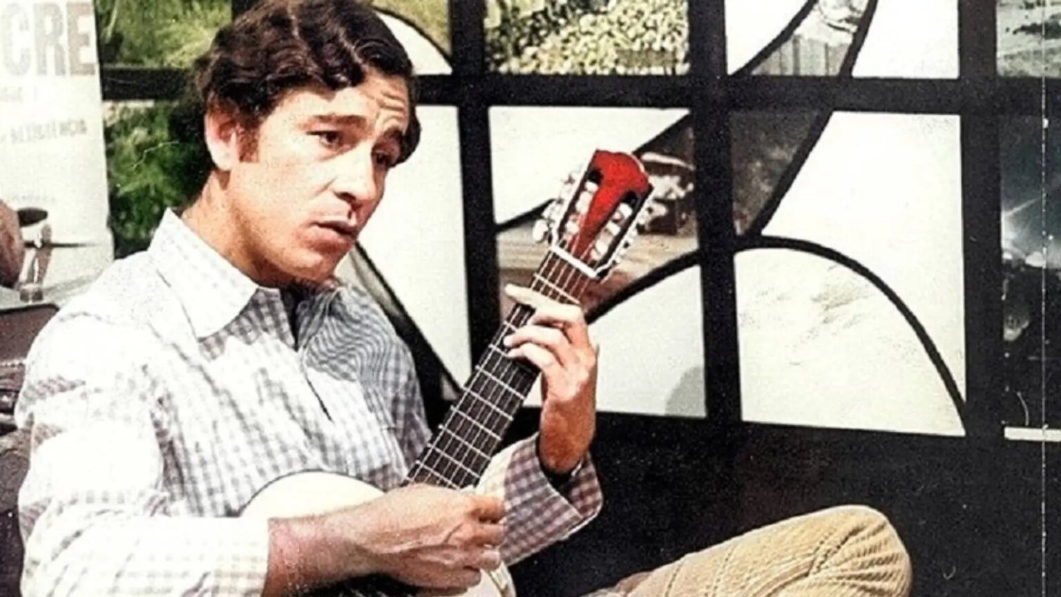 De Olho nos Ruralistas celebra 9 anos com homenagem a Geraldo Vandré em SP 1 de-olho-nos-ruralistas-celebra-9-anos-com-homenagem-a-geraldo-vandre-em-sp-video-desterros-traca-relacao-entre-vandre-e-conflitos-no-campo-foto-wikimedia-commons-tvt-news