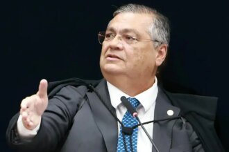 Dino pede à PF apuração de ameaças após voto para condenar Bolsonaro 11 Dino pede a PF apuracao de ameacas apos voto para.jpg