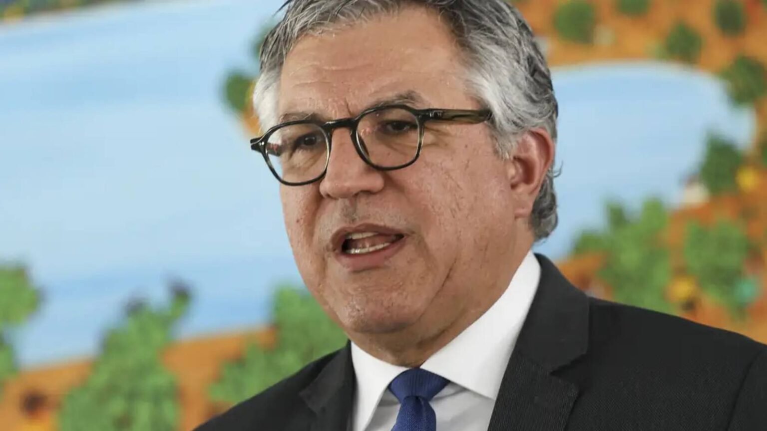 EUA liberam visto de Padilha para acompanhar Lula em evento da ONU 1 eua-liberam-visto-de-padilha-para-acompanhar-lula-em-evento-da-onu-eua-cancelaram-visto-da-esposa-e-da-filha-de-10-anos-de-padilha-foto-marcelo-camargo-agenciabrasil-tvt-news