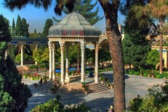 Exposição gratuita apresenta história da cultura, arte e ciência do Irã 5 exposicao-gratuita-apresenta-historia-da-cultura-arte-e-ciencia-do-ira-oportunidade-unica-para-o-publico-brasileiro-ir-alem-dos-estereotipos-e-se-encantar-com-a-essencia-do-ira-foto-amir-hussain-zolfaghary-licenca-by-sa-3-0-tvt-news