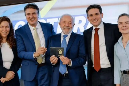 Lei que cria Carteira Nacional do Professor é sancionada por Lula 12 Lei que cria Carteira Nacional do Professor e sancionada por.jpg