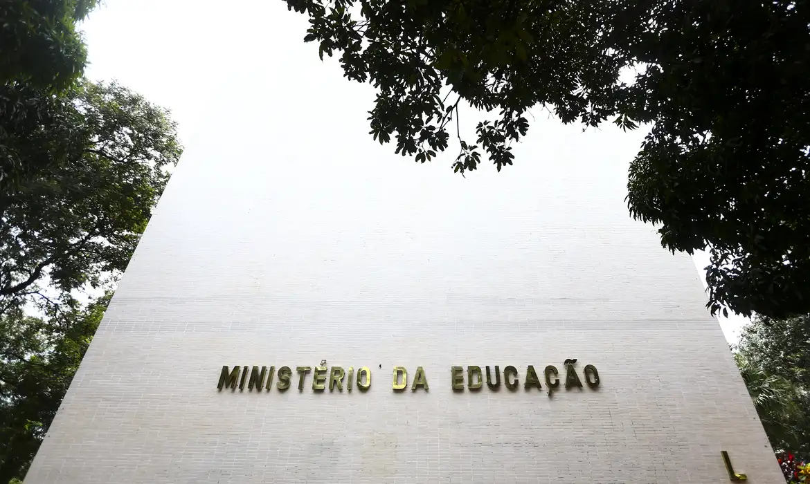 mec-autoriza-456-cursos-superiores-semipresenciais-veja-quais-ministerio-da-educacao-foto-marcelo-camargo-agencia-brasil-arquivo-tvt-news