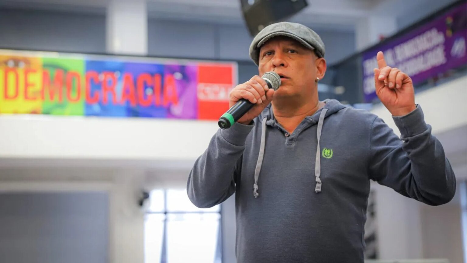 metalurgicos-se-reunem-bndes-avaliar-impactos-tarifaco-abc-adonis-guerra-smabc-tvt-news