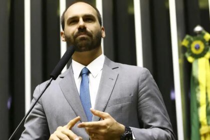 Moraes envia denúncia contra Eduardo Bolsonaro para Hugo Motta 24 moraes-envia-denuncia-contra-eduardo-bolsonaro-para-hugo-motta-marcelo-camargo-agencia-brasil-tvt-news
