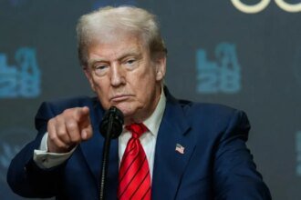 Tribunal dos EUA declara tarifaco ilegal Trump chama decisao de.jpg