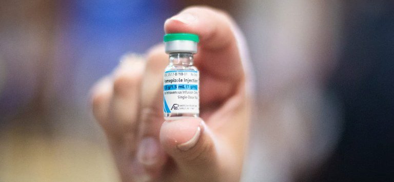 antidoto-para-intoxicacao-por-metanol-chega-ao-brasil-distribuicao-comeca-hoje-lote-de-2-5-mil-unidades-do-antidoto-fomepizol-vai-reforcar-o-estoque-do-sus-para-tratamento-de-intoxicacoes-por-metanol-foto-rafael-nascimento-ms-tvt-news