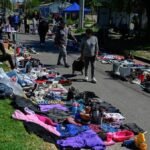 Argentinos vendem seus pertences em jornada para chegar ao fim do mês