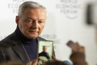 Caos Ministro da Defesa da Franca tambem deixa o governo.jpg