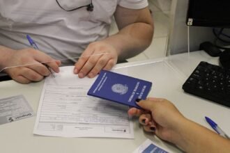 Desemprego recua para 5,6% e tem menor taxa da história 5 desemprego-carteira-assinada-recorde-governo-lula-foto-aen-pr-karolina-fabbris-pacheco-tvt-news