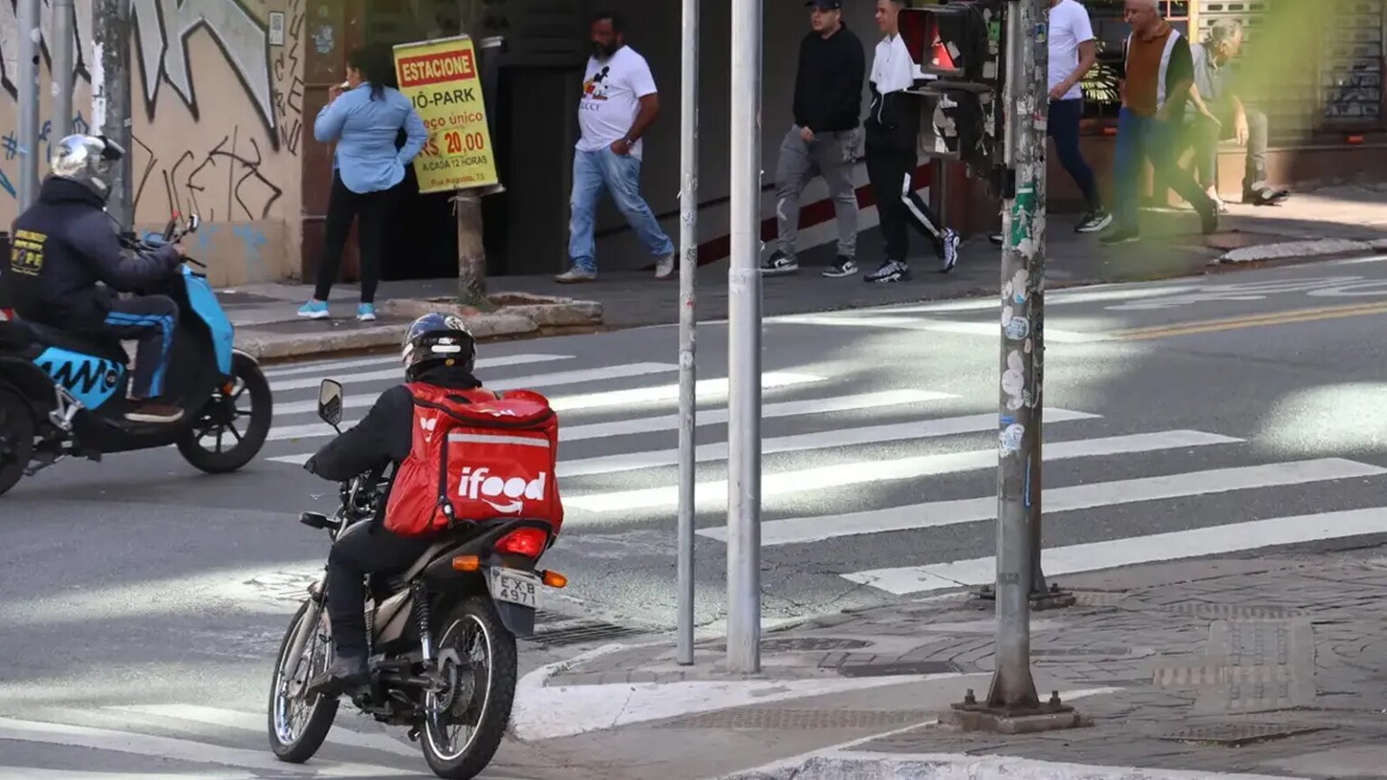 fachin-adia-30-dias-votacao-vinculo-motoristas-apps-rovena-rosa-agencia-brasil-tvt-news