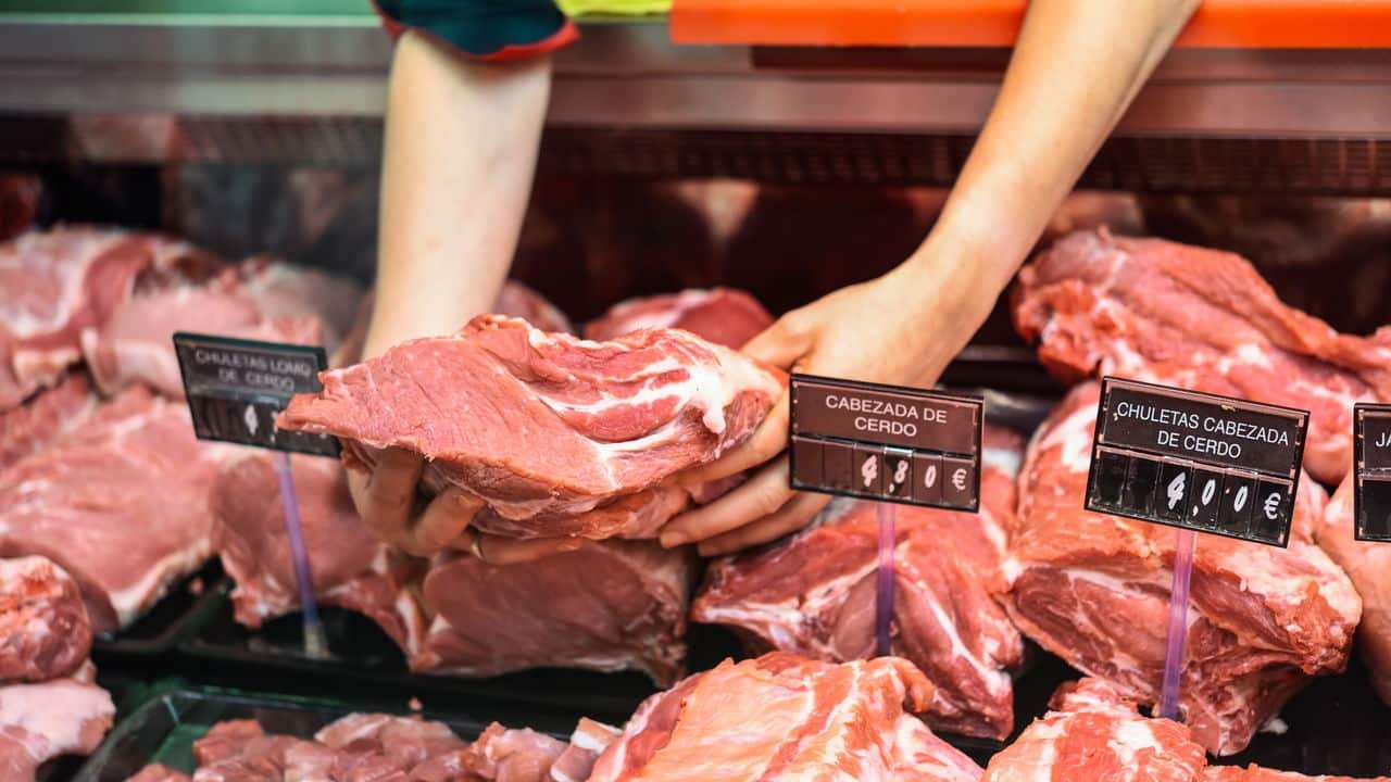 Frigorifico faz novo anuncio apos remover faixa antipetista e gerar.jpg