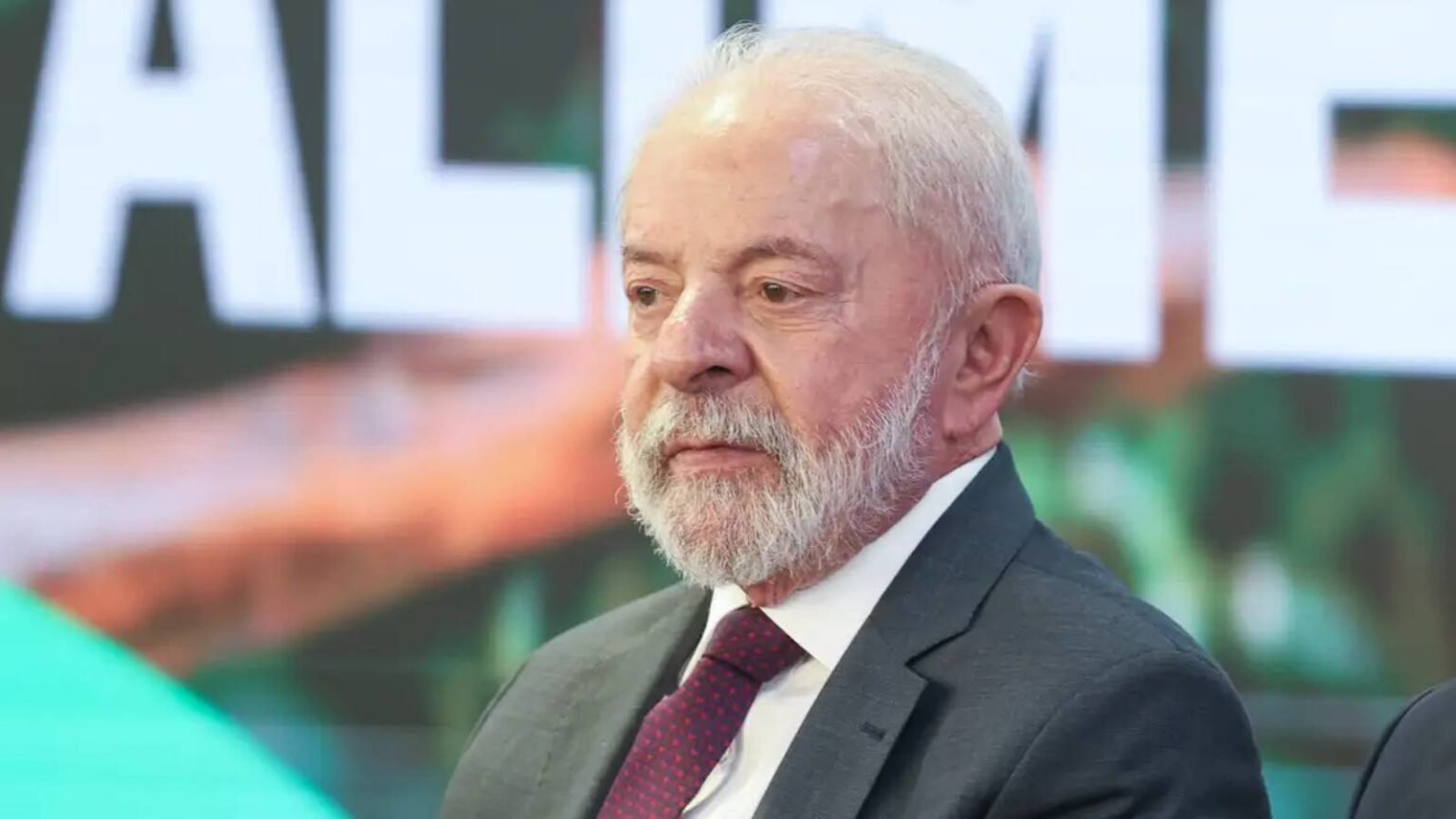 lula-defende-que-fintechs-paguem-o-imposto-devido-a-esse-pais-volto-na-quarta-feira-para-brasilia-ai-sim-eu-vou-reunir-o-governo-para-discutir-disse-foto-valter-campanato-agenciabrasil-tvt-news