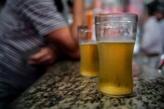 lula-sanciona-lei-amplia-pena-venda-bebidas-alcoolicas-criancas-adolescentes-marcelo-camargo-agencia-brasil-tvt-news