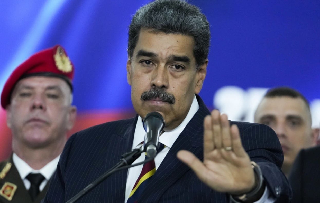 Maduro esta encurralado diz jornal americano.jpg