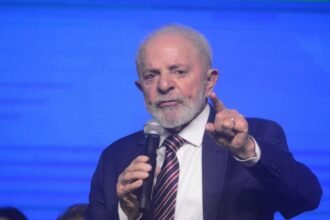 Nova decisao do governo Lula vai acabar com as escolas.jpg