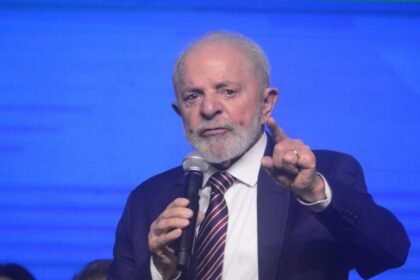 Nova decisao do governo Lula vai acabar com as escolas.jpg
