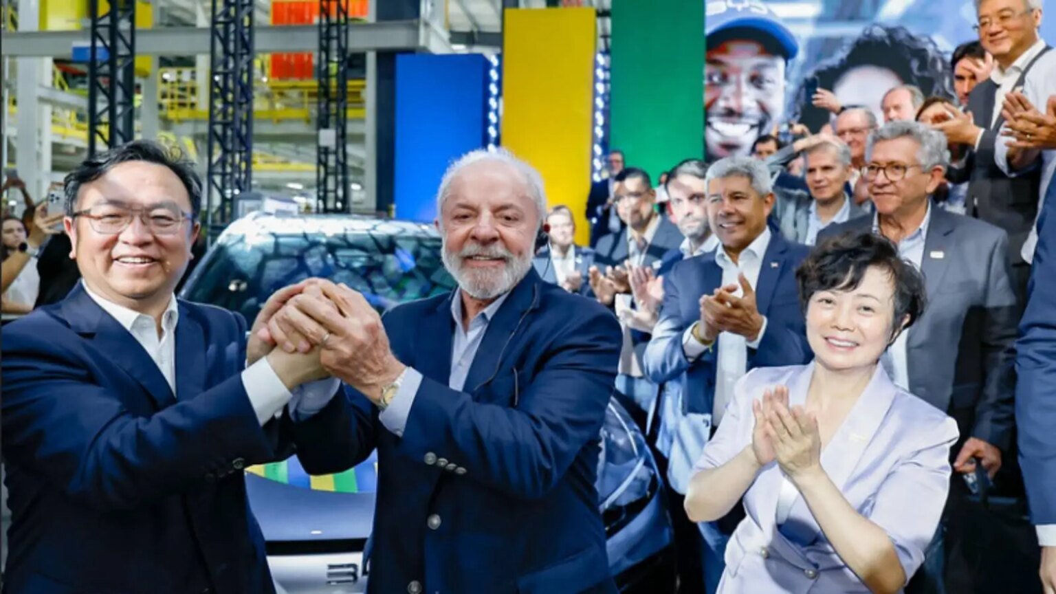 nova-fabrica-da-byd-mostra-confianca-no-brasil-diz-lula-esse-homem-conseguiu-se-transformar-num-genio-do-carro-eletrico-disse-lula-sobre-fundador-da-byd-foto-ricardo-stuckert-pr-tvt-news