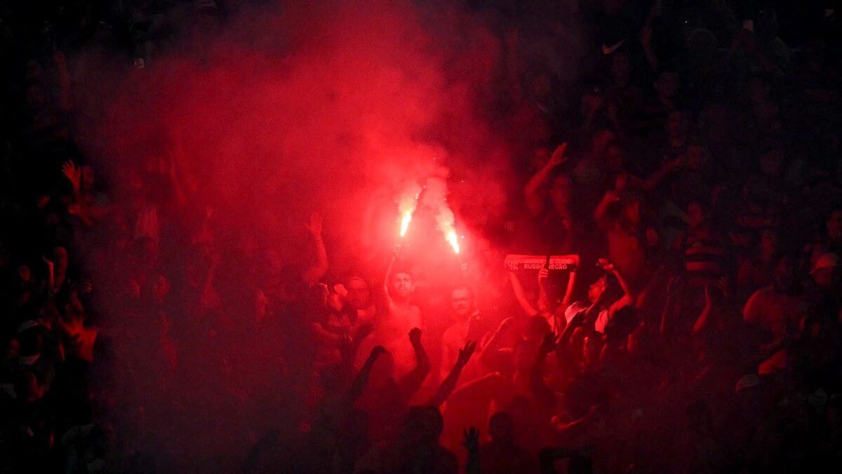 onibus-com-torcedores-do-flamengo-tomba-na-via-dutra-tvt-news