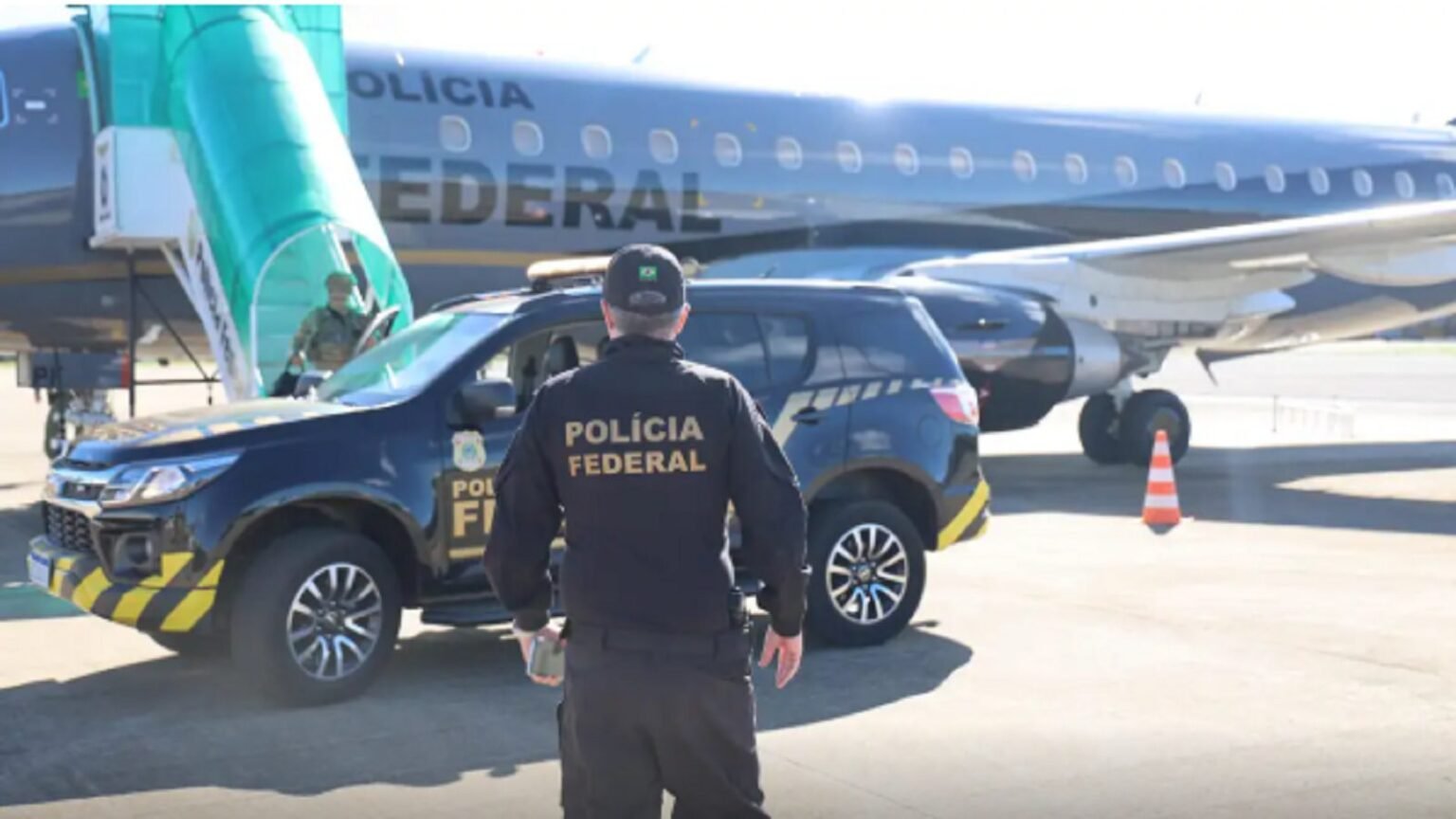 pf-governo-celebra-prisao-tuta-pcc-foto-policia-federal-tvt-news