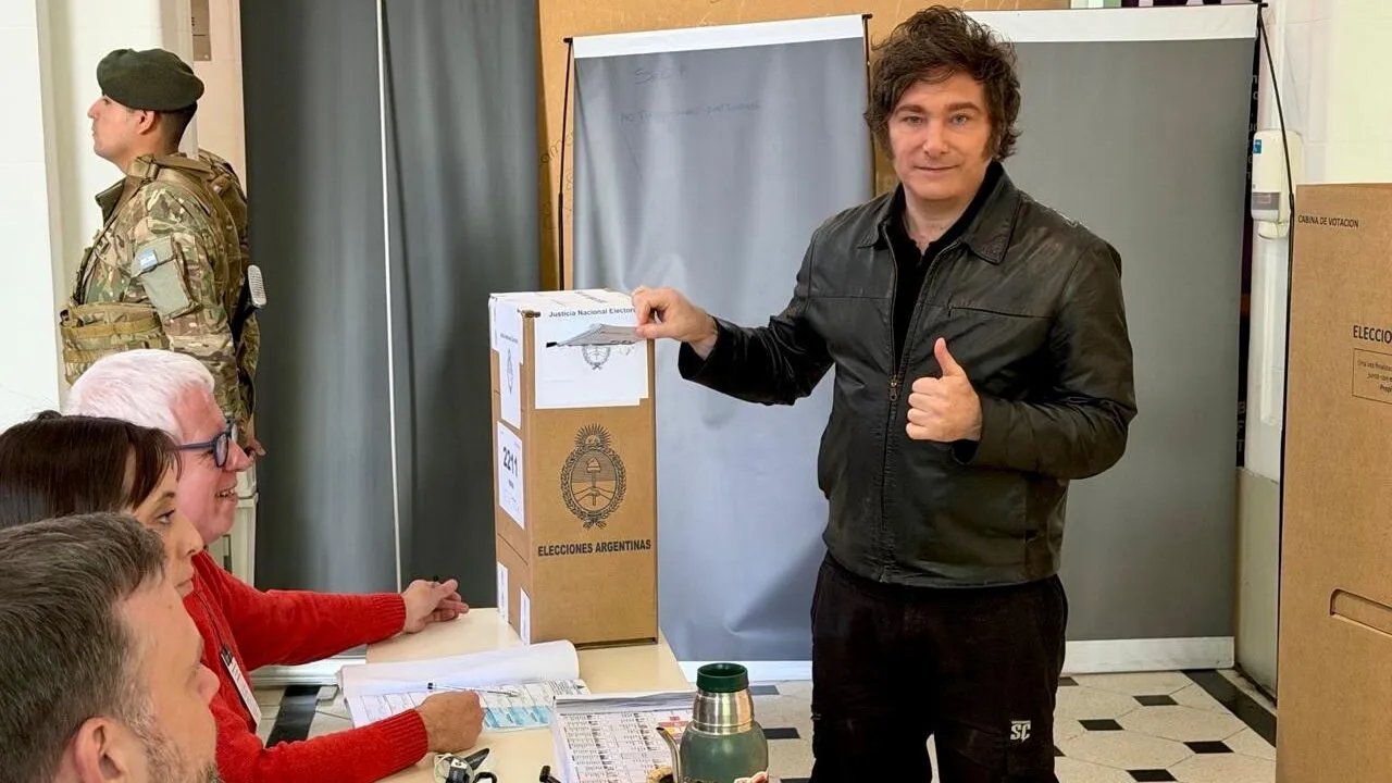 Partido de Milei vence eleicoes legislastivas apos chantagem de Trump.jpeg