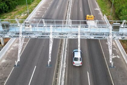 Tarcísio recua em planos do pedágio “free flow” após pressão popular 8 tarcisio-recua-planos-pedagio-free-flow-pressao-popular-divulgacao-aescom-antt-tvt-news