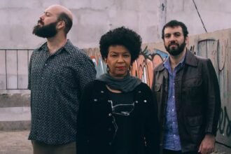 projeto Tiny Desk Brasil tem arrancada genial 5 projeto Tiny Desk Brasil tem arrancada genial.jpg