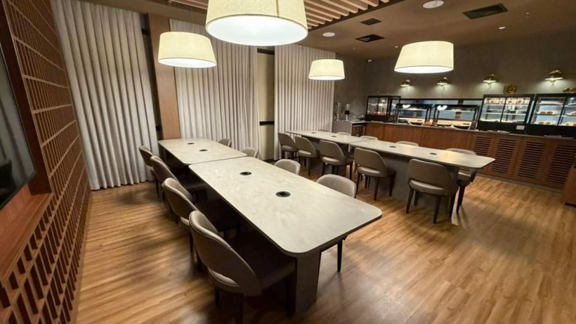 1763047499 622 Conhecemos a nova sala VIP W Premium Lounge no Aeroporto