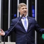 Câmara aprova emenda que proíbe presos de votarem 3 Camara aprova emenda que proibe presos de votarem.jpg