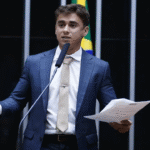 Erika Hilton acusa Nikolas de ajudar Bolsonaro a violar regras.png