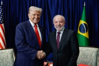 Fim do tarifaço para carnes, café e frutas do Brasil 9 lula-e-trump-se-encontram-para-coversar-sobre-tarifaco-frnte-a-frente-lula-e-trump-dizem-que-havera-conclusao-rapida-para-os-dois-paises-foto-ricardo-stuckert-pr-tvt-news