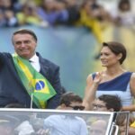Michelle visita Bolsonaro na PF após decisão de Moraes 3 Michelle visita Bolsonaro na PF apos decisao de Moraes.jpg