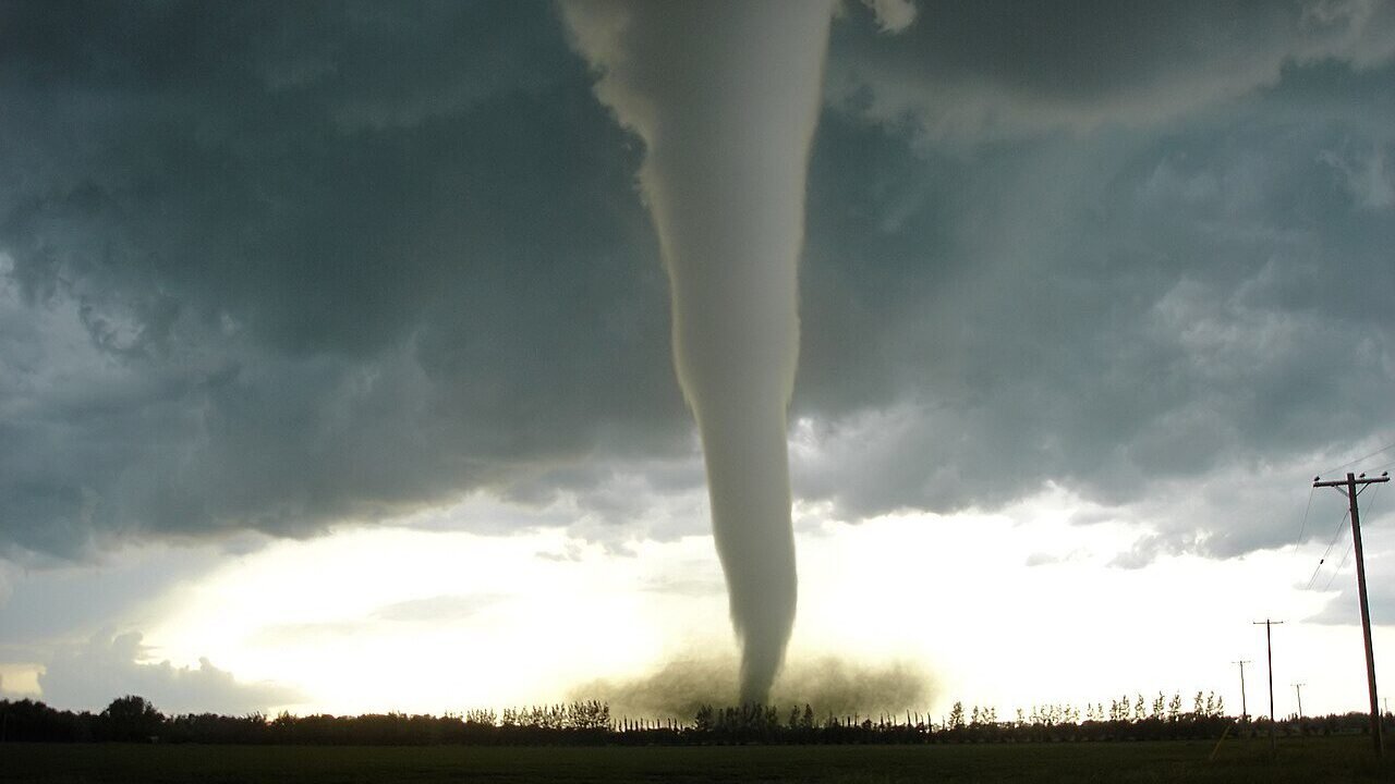 o-que-sao-tornados-por-que-acontecem-tornados-no-sul-do-brasil-tornado-mudancas-climaticas-clima-tempestades-tvt-news