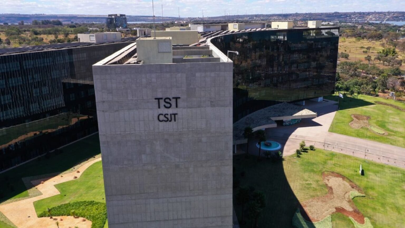 TST define lista triplice apenas com mulheres para ministra.jpg