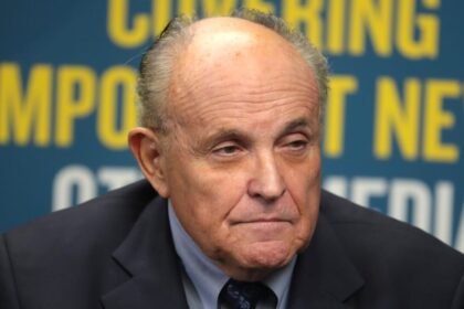 Trump concede perdão presidencial para Rudy Giuliani e outros nomes 2 Trump concede perdao presidencial para Rudy Giuliani e outros nomes.jpg