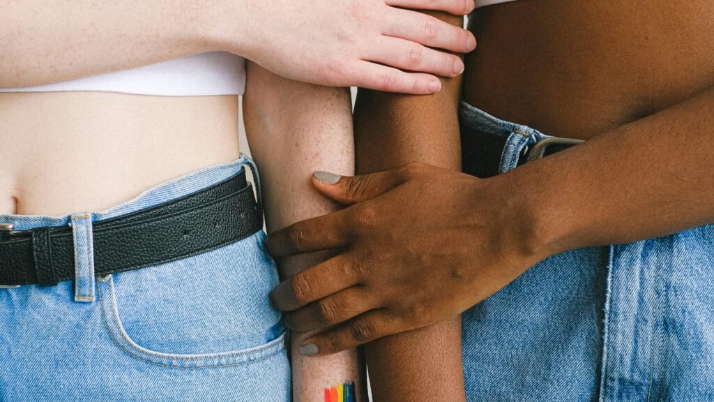 censo-dia-dos-namorados-conheca-os-casais-das-lutas-populares-presente-do-dia-dos-namorados-compartilhe-com-seu-amor-historias-de-casais-que-inpiram-o-amor-como-forca-revolucionaria-foto-pexels-tvt-news