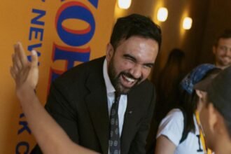 jovem socialista que pode ser prefeito de NY 5 jovem socialista que pode ser prefeito de NY.jpg