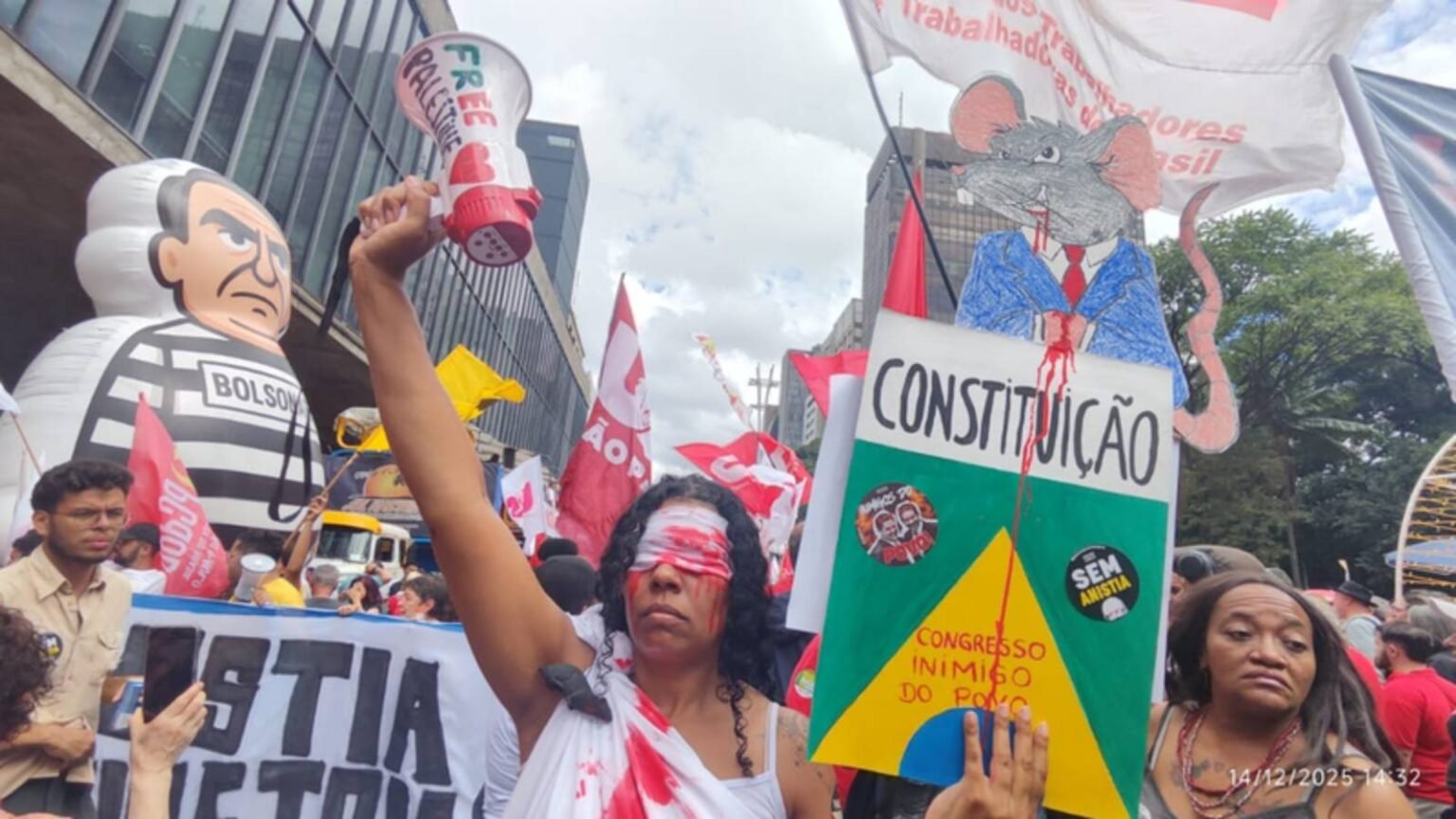 47-dos-brasileiros-sao-contra-a-dosimetria-diz-quaest-58-acreditam-que-o-pl-da-dosimetria-foi-aprovado-principalmente-para-beneficiar-bolsonaro-foto-jorge-araujo-fotos-publicas-tvt-news