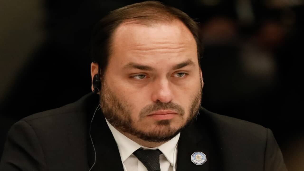 Carlos Bolsonaro critica falta de informacoes sobre seu pai.jpg