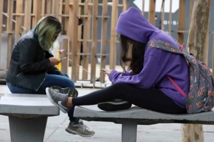 Começa a valer a lei que proíbe acesso de adolescentes às redes sociais 22 Comeca a valer a lei que proibe acesso de adolescentes.jpg