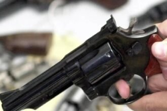 Lula sanciona lei que libera porte de arma para policiais.jpg