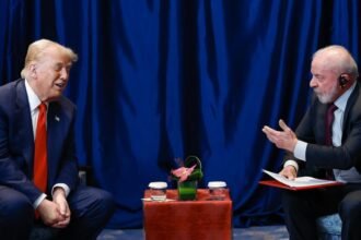 Lula telefona para Trump 7 lula-e-trump-se-encontram-para-coversar-sobre-tarifaco-encontro-de-trump-e-lula-reuniao-donald-trump-e-luiz-inacio-lula-da-silva-frente-a-frente-lula-e-trump-dizem-que-havera-conclusao-rapida-para-os-dois-paises-foto-ricardo-stuckert-pr-tvt-news